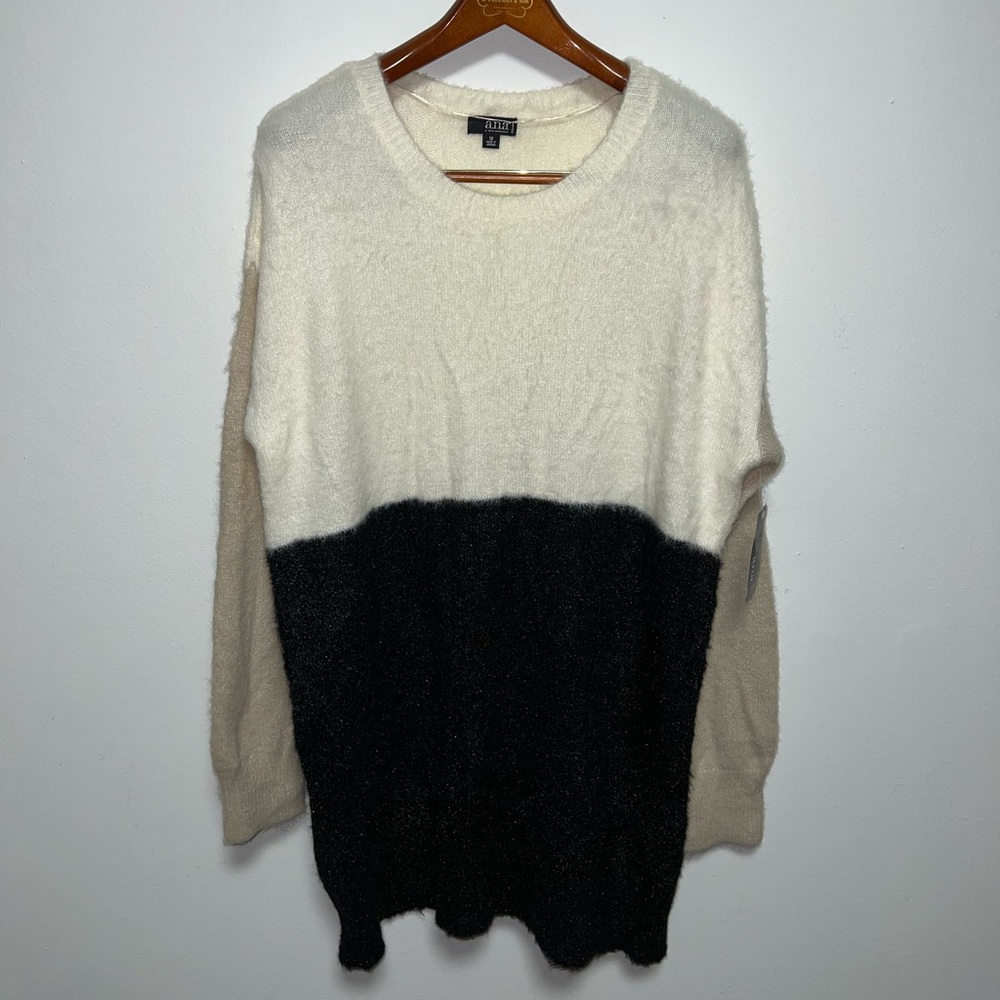 Anna A new approach NEW women's sweater!